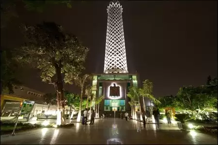 El-moez street, cairo tower and el-fishawy café